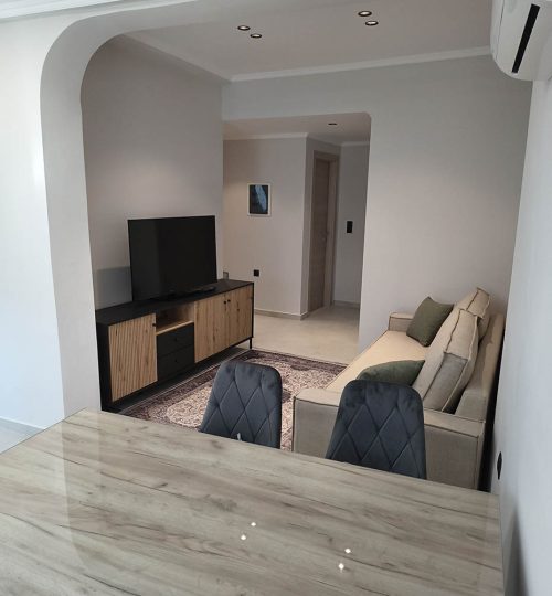 Deluxe-2-bedroom-apartment-header-2