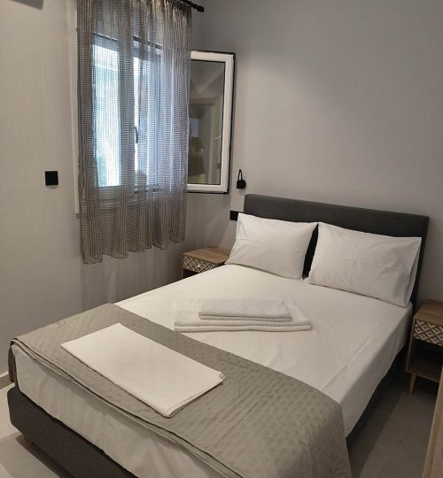 Deluxe-2-bedroom-apartment-header-4